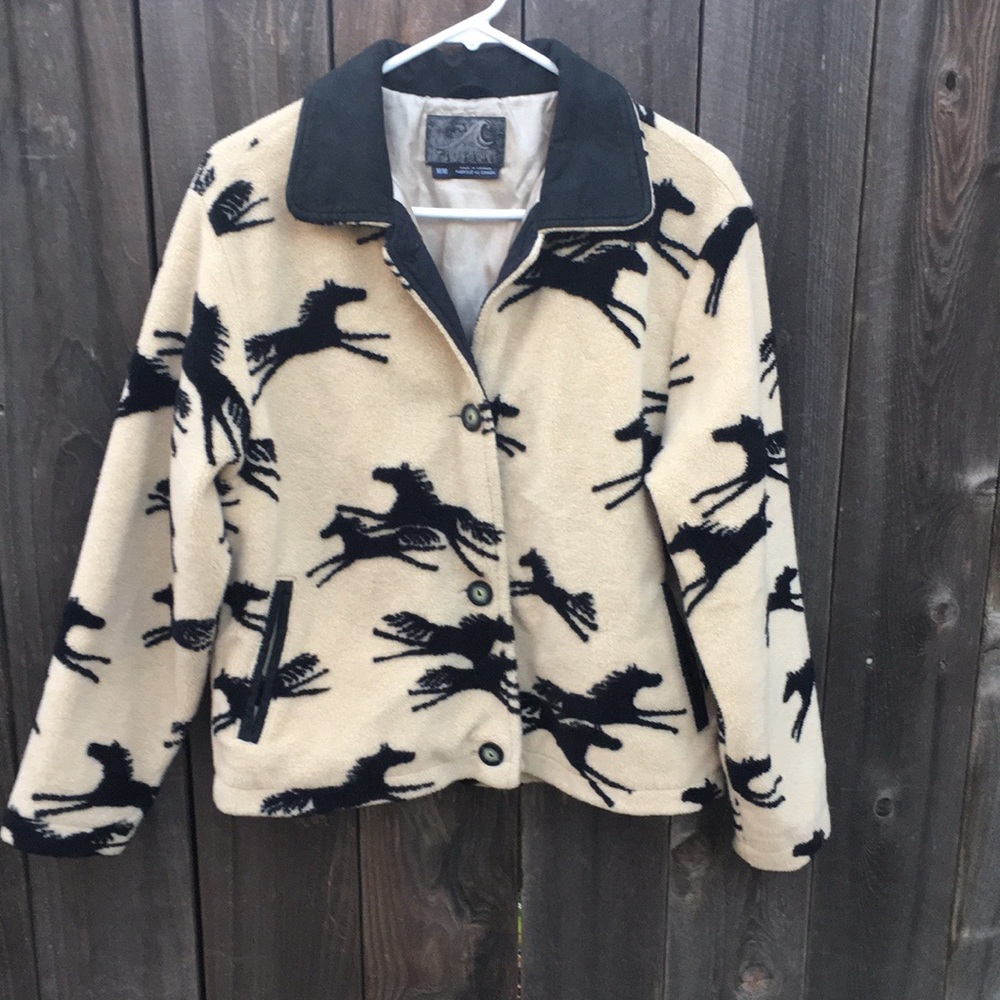 Tsunami Polyester running horses coat size M